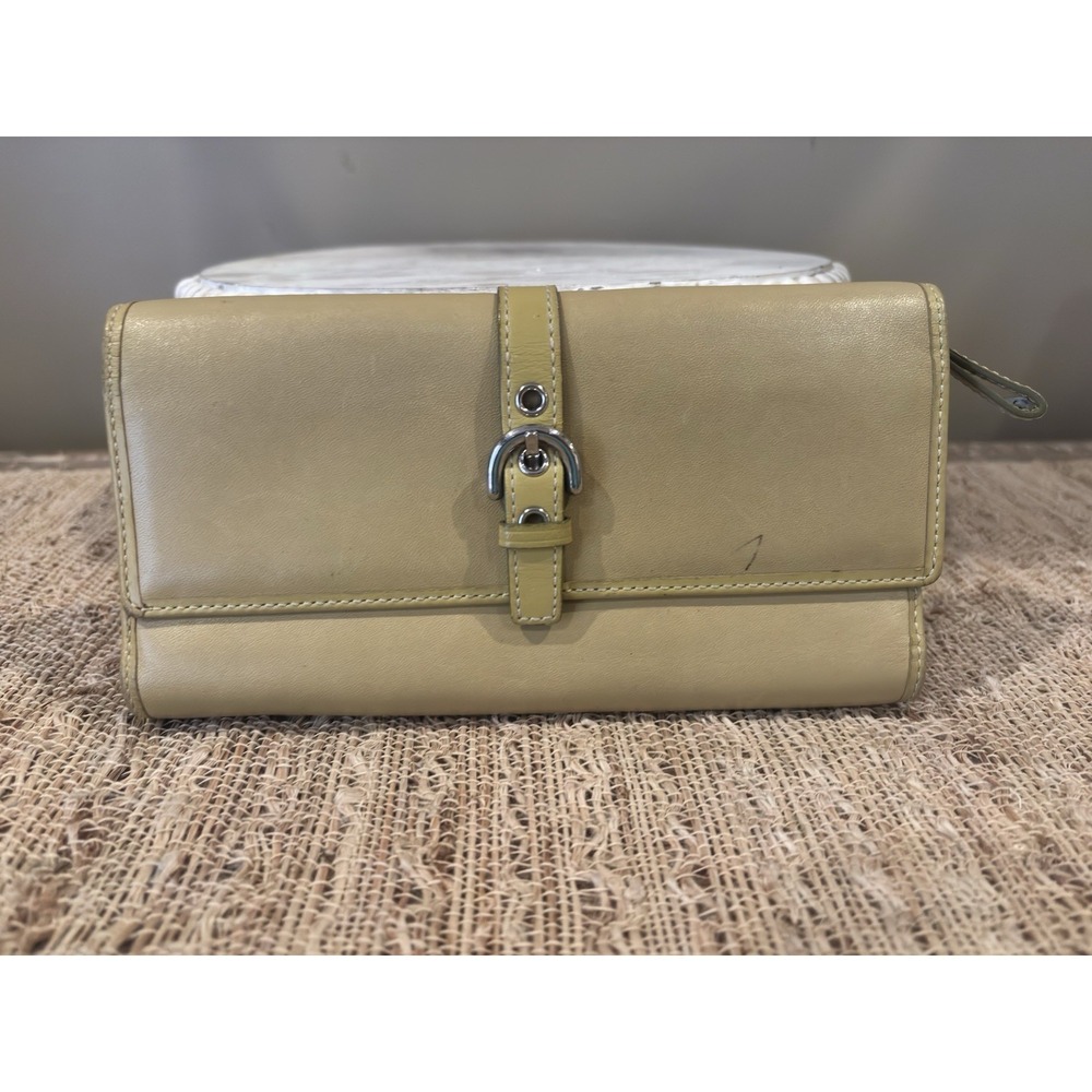 COACH Vtg Hamptons Yellow Color LEATHER Large Organizer Wallet BUCKLE Checkbook